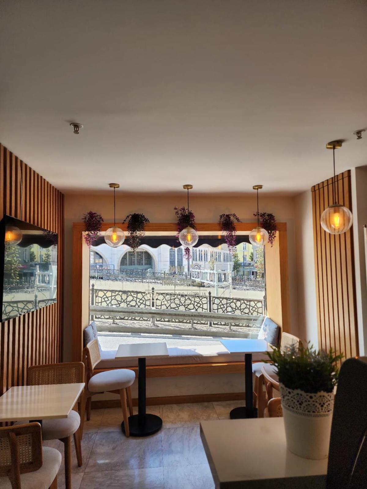 Taksim Landhouse Hotel Стамбул Экстерьер фото